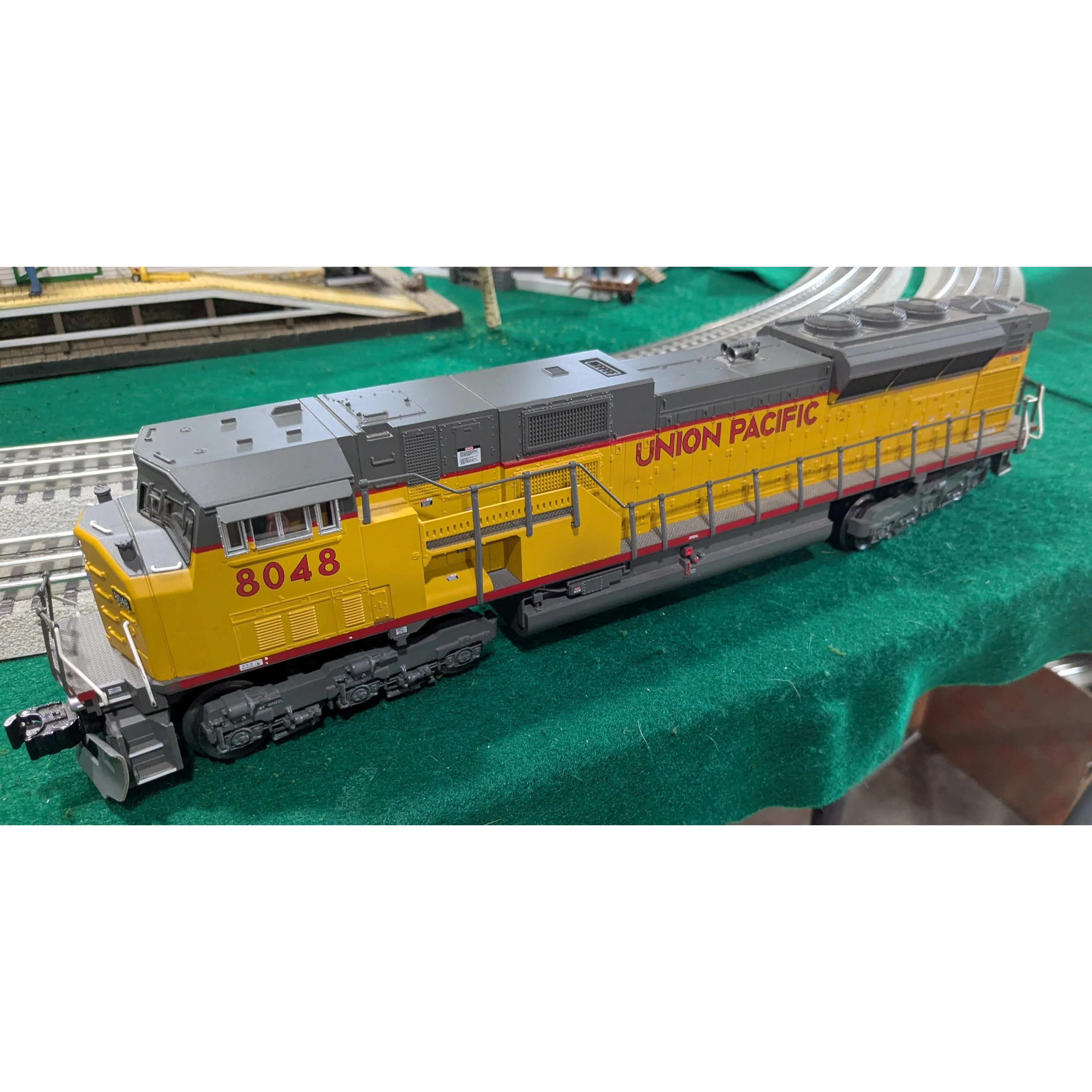 LIONEL 6-28274 Union Pacific SD-90 Diesel Locomotive w/TMCC #8048 — photo 4